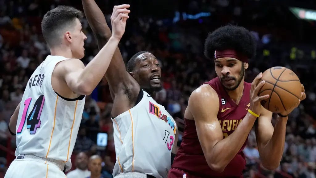 How the Cleveland Cavaliers Picked Apart Miami Heat&#8217;s Aggressive PnR Defense